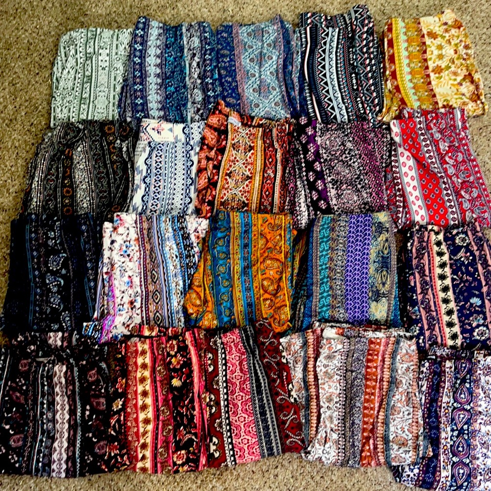 Bundle of 20 flare pants!